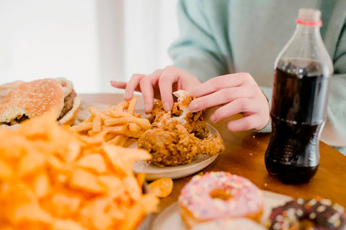 Screen Time Health Nutrition: Break Your Junk Food Cycle
